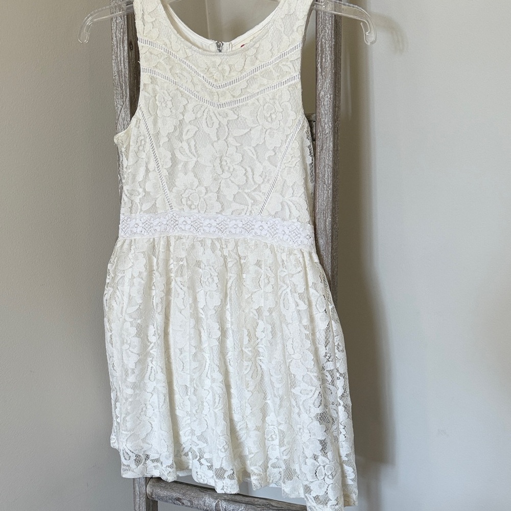 Elegant Cream Lace Kids Dress